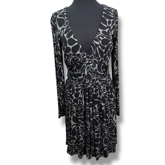 Milly Dresses & Skirts - Vintage Milly V-Neck Wrap Dress Black Grey Abstract Print Long Sleeve Size M
